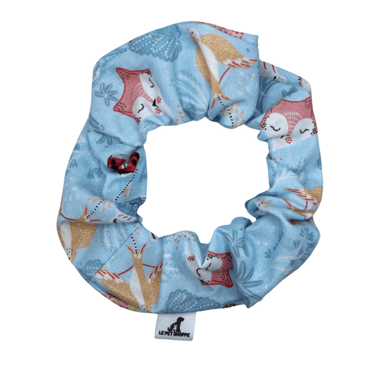 ''Blue skies'' scrunchie